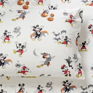 Brand New Pottery Barn Kids Mickey Halloween Organic Sheet Set -Twin